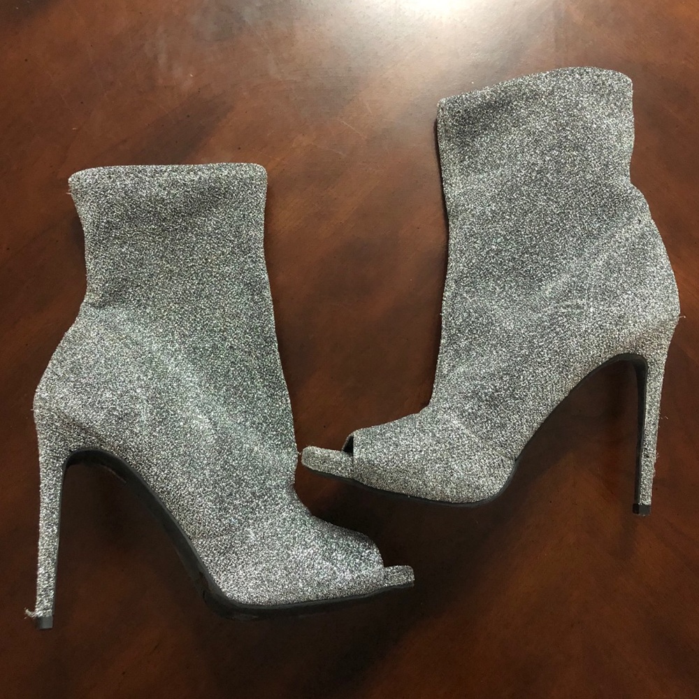 Jessica Simpson sparkle heel booties 9